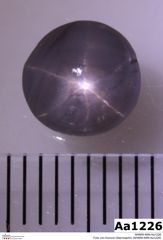 Foto von Korund (Sternsaphir) (NHMW-MIN-Aa1226)